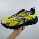 V Running Shoes RUNNER - photo 12